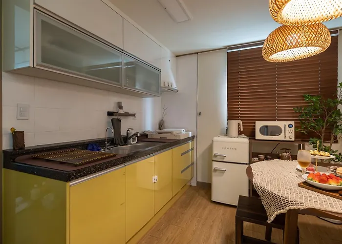 Guest house 강남 국립중앙박물관 넓은 투룸 주차가능 4*